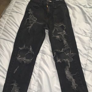FashionNova Boyfriend Jeans